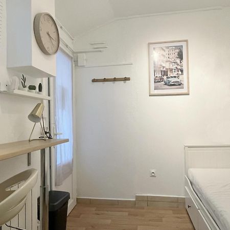 #1 Petit Studio Pres Du Metro L9 Bagnolet Exterior foto